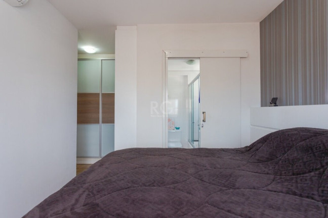 Imagem Imóvel com 3 Quartos à Venda, em Sarandi - Porto Alegre Imagem Imóvel com 3 Quartos à Venda, em Sarandi - Porto Alegre