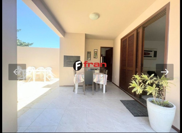 Imagem Casa com 4 Quartos à Venda, 297 m² em Córrego Grande - Florianópolis