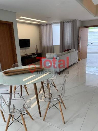 Imagem Casa com 3 Quartos à Venda, 240 m² em Vila Celeste - Ipatinga Imagem Casa com 3 Quartos à Venda, 240 m² em Vila Celeste - Ipatinga