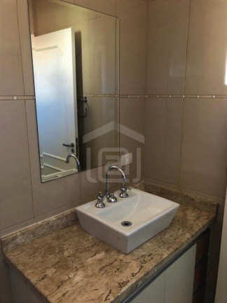 Imagem Casa com 3 Quartos à Venda, 250 m² em Jardim Das Hortências - Poços De Caldas Imagem Casa com 3 Quartos à Venda, 250 m² em Jardim Das Hortências - Poços De Caldas