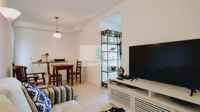 Imagem Imóvel com 2 Quartos à Venda, 60 m² em Jacarepaguá - Rio De Janeiro Imagem Imóvel com 2 Quartos à Venda, 60 m² em Jacarepaguá - Rio De Janeiro