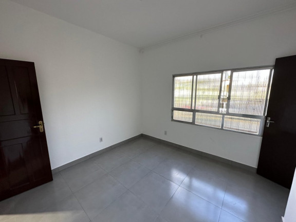 Imagem Sobrado com 8 Quartos à Venda, 200 m² em Parque Espírito Santo - Cachoeirinha