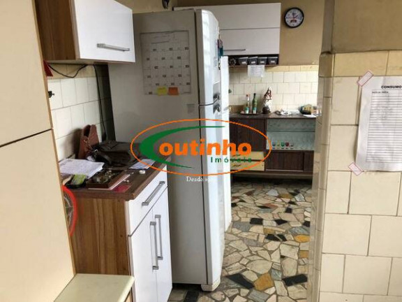Imagem Casa com 6 Quartos à Venda, 367 m² em Tijuca - Rio De Janeiro Imagem Casa com 6 Quartos à Venda, 367 m² em Tijuca - Rio De Janeiro