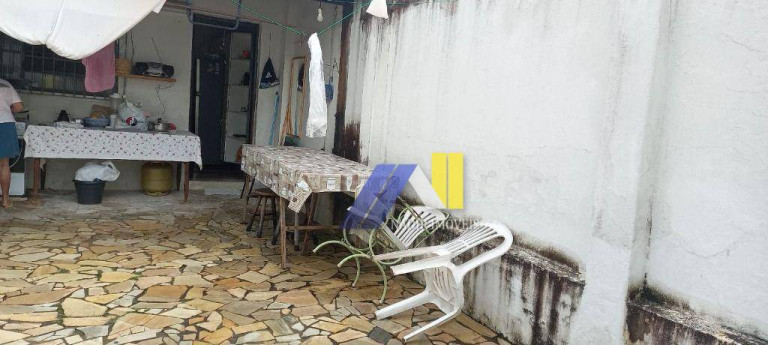 Imagem Casa com 3 Quartos à Venda, 185 m² em Saúde - Pouso Alegre Imagem Casa com 3 Quartos à Venda, 185 m² em Saúde - Pouso Alegre