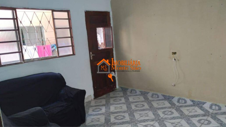 Imagem Sobrado com 6 Quartos à Venda, 270 m² em Cidade Soberana - Guarulhos Imagem Sobrado com 6 Quartos à Venda, 270 m² em Cidade Soberana - Guarulhos