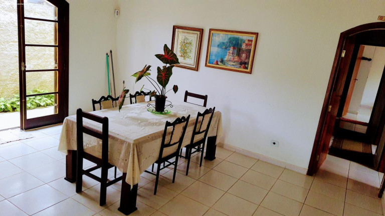 Imagem Casa com 4 Quartos à Venda, 175 m² em Balneário Oásis - Peruíbe