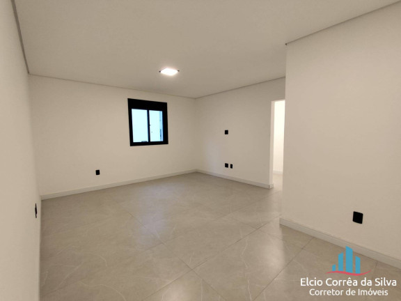 Imagem Casa com 3 Quartos à Venda, 280 m² em Embaré - Santos Imagem Casa com 3 Quartos à Venda, 280 m² em Embaré - Santos