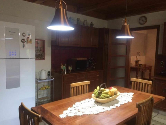 Imagem Imóvel com 5 Quartos à Venda, em São Bento - São Bento Do Sapucaí Imagem Imóvel com 5 Quartos à Venda, em São Bento - São Bento Do Sapucaí