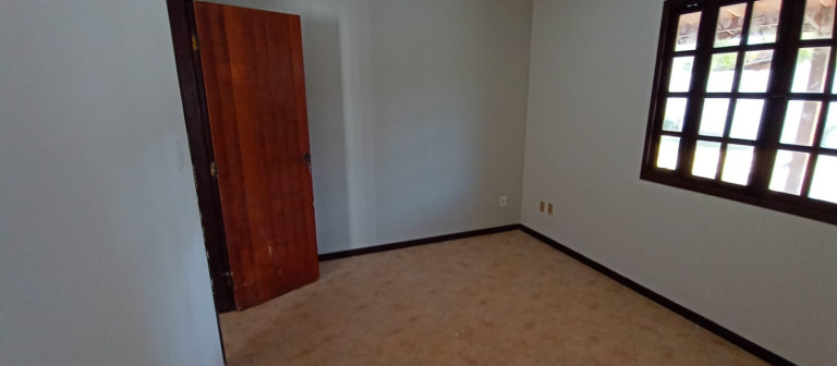 Imagem Casa com 3 Quartos à Venda, 6.982 m² em Centro - Lauro De Freitas Imagem Casa com 3 Quartos à Venda, 6.982 m² em Centro - Lauro De Freitas