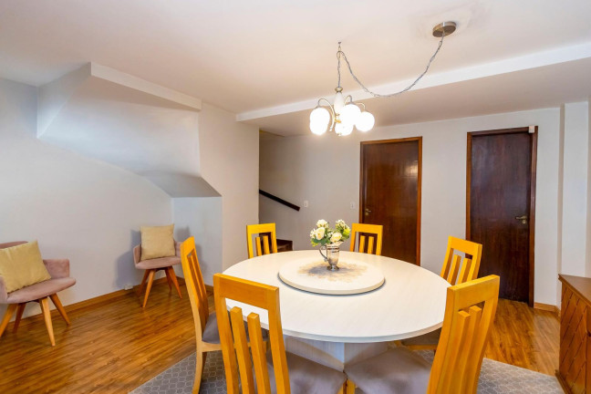 Imagem Sobrado com 3 Quartos à Venda, 118 m² em Campina Do Siqueira - Curitiba Imagem Sobrado com 3 Quartos à Venda, 118 m² em Campina Do Siqueira - Curitiba
