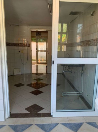 Imagem Imóvel com 4 Quartos à Venda, 220 m² em Granja Viana - Cotia Imagem Imóvel com 4 Quartos à Venda, 220 m² em Granja Viana - Cotia