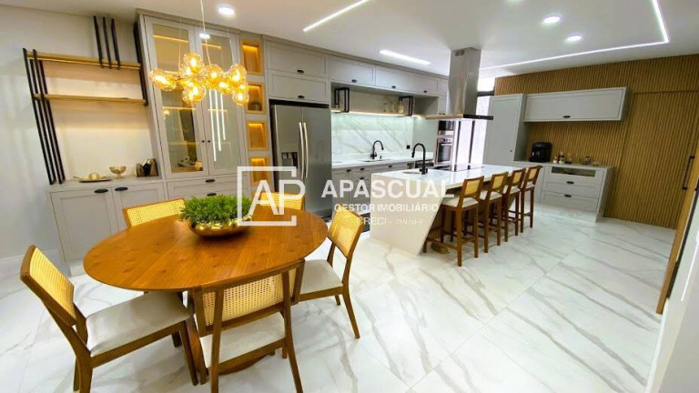 Casa com 3 Quartos à Venda, 243 m² em Jardim Oriente - São José Dos Campos