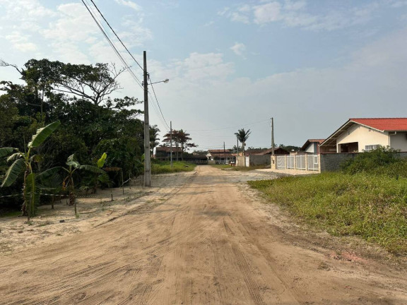 Imagem Casa com 1 Quarto à Venda, 48 m² em Salinas - Balneário Barra Do Sul Imagem Casa com 1 Quarto à Venda, 48 m² em Salinas - Balneário Barra Do Sul