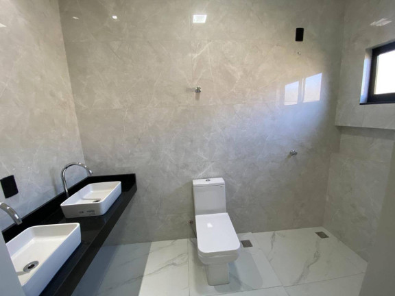 Imagem Casa com 3 Quartos à Venda, 177 m² em Do Turista 2ª Etapa - Caldas Novas Imagem Casa com 3 Quartos à Venda, 177 m² em Do Turista 2ª Etapa - Caldas Novas