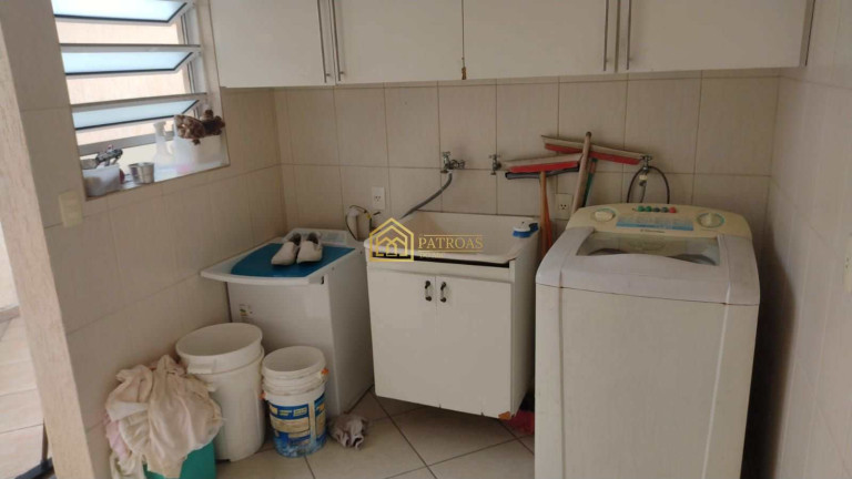 Imagem Casa com 4 Quartos à Venda, 250 m² em Utinga - Santo André Imagem Casa com 4 Quartos à Venda, 250 m² em Utinga - Santo André
