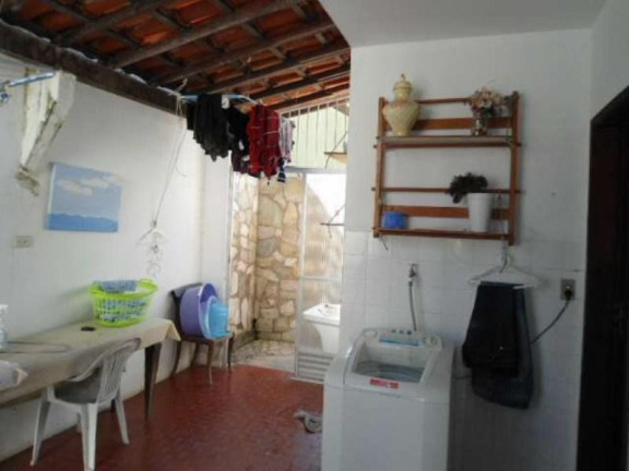 Imagem Casa com 4 Quartos à Venda, em Itaigara - Salvador Imagem Casa com 4 Quartos à Venda, em Itaigara - Salvador