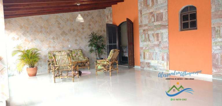 Imagem Casa com 3 Quartos à Venda, 180 m² em Gaivotas - Itanhaém Imagem Casa com 3 Quartos à Venda, 180 m² em Gaivotas - Itanhaém