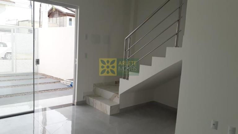 Imagem Sobrado com 2 Quartos à Venda, 92 m² em Balneário Perequê - Porto Belo Imagem Sobrado com 2 Quartos à Venda, 92 m² em Balneário Perequê - Porto Belo
