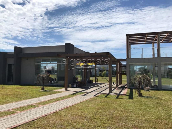 Imagem Casa com 1 Quarto à Venda, 350 m² em Condominio Riviera Xangri-la - Xangri-lá Imagem Casa com 1 Quarto à Venda, 350 m² em Condominio Riviera Xangri-la - Xangri-lá
