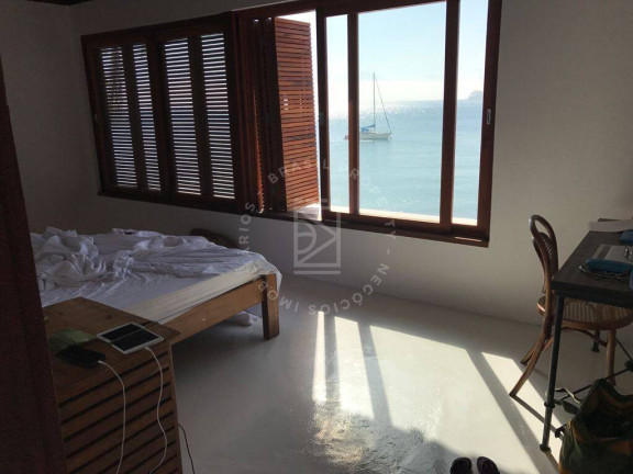 Imagem Casa com 5 Quartos à Venda, 340 m² em Centro - Angra Dos Reis Imagem Casa com 5 Quartos à Venda, 340 m² em Centro - Angra Dos Reis