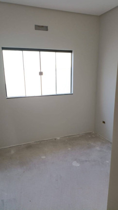 Imagem Casa com 3 Quartos à Venda, em Jardim Interlagos Ii - Arapongas Imagem Casa com 3 Quartos à Venda, em Jardim Interlagos Ii - Arapongas