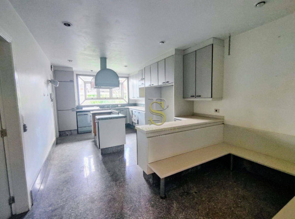 Imagem Casa com 4 Quartos à Venda, 850 m² em Vila Petrópolis - Atibaia Imagem Casa com 4 Quartos à Venda, 850 m² em Vila Petrópolis - Atibaia