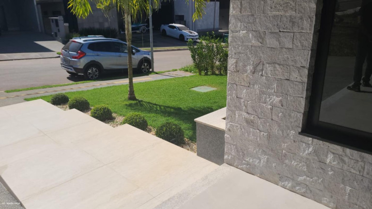 Imagem Casa com 3 Quartos à Venda, 221 m² em Residencial Goiânia Golfe Clube - Goiânia