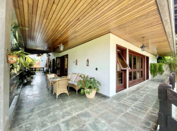 Imagem Casa com 5 Quartos à Venda, 2 m² em Palos Verdes - Carapicuíba