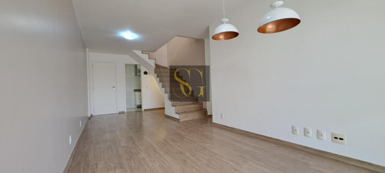 Imagem Cobertura com 4 Quartos à Venda, 145 m² em Alto - Teresópolis Imagem Cobertura com 4 Quartos à Venda, 145 m² em Alto - Teresópolis