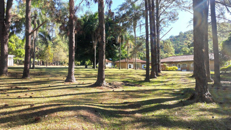 Imagem Chácara com 10 Quartos à Venda, 250 m² em Parque Fernão Dias - Atibaia Imagem Chácara com 10 Quartos à Venda, 250 m² em Parque Fernão Dias - Atibaia