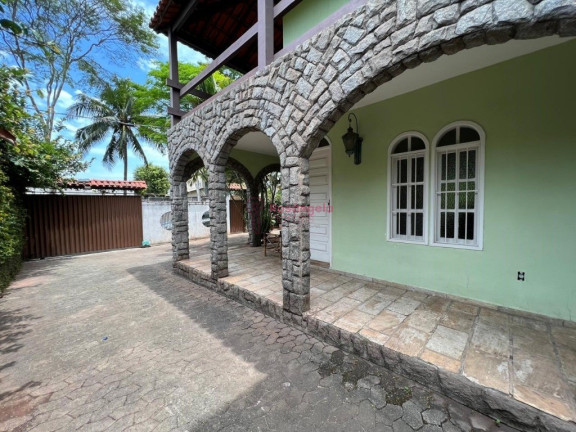 Imagem Sobrado com 4 Quartos à Venda, 380 m² em Ilha Dos Ayres - Vila Velha Imagem Sobrado com 4 Quartos à Venda, 380 m² em Ilha Dos Ayres - Vila Velha