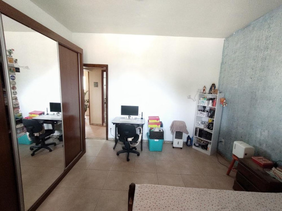 Imagem Casa com 5 Quartos à Venda, 220 m² em álvaro Camargos - Belo Horizonte