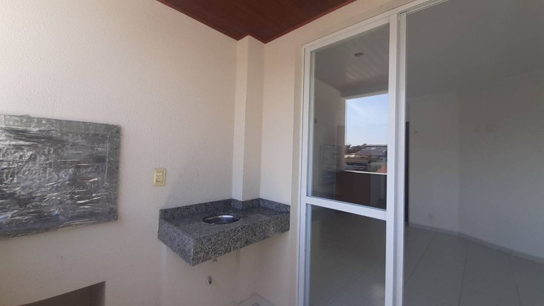 Imagem Apartamento com 2 Quartos à Venda, 64 m² em Capoeiras - Florianópolis