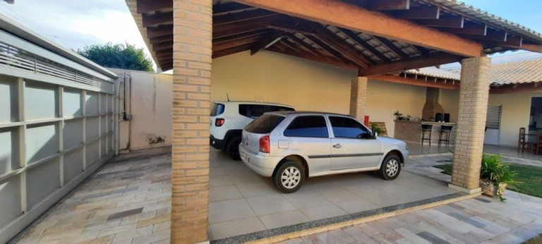 Imagem Casa com 3 Quartos à Venda, 200 m² em Centro - Guararapes Imagem Casa com 3 Quartos à Venda, 200 m² em Centro - Guararapes