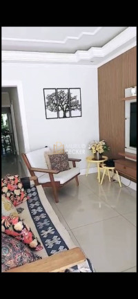 Imagem Casa com 2 Quartos à Venda, 360 m² em Centro - Jacareí