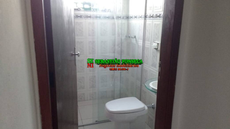 Imagem Sobrado com 3 Quartos à Venda, 12.879 m² em São José Dos Campos