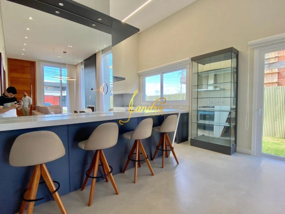 Imagem Casa de Condomínio com 4 Quartos à Venda, 310 m² em Capão Ilhas Resort - Capão Da Canoa Imagem Casa de Condomínio com 4 Quartos à Venda, 310 m² em Capão Ilhas Resort - Capão Da Canoa