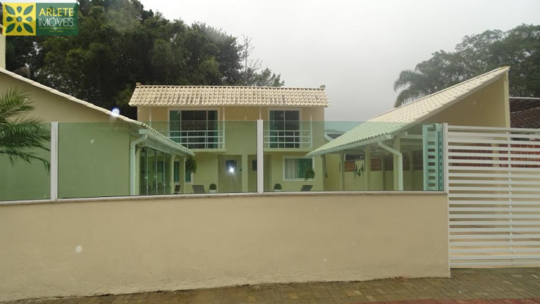 Imagem Casa com 4 Quartos à Venda, 168 m² em Centro - Porto Belo Imagem Casa com 4 Quartos à Venda, 168 m² em Centro - Porto Belo