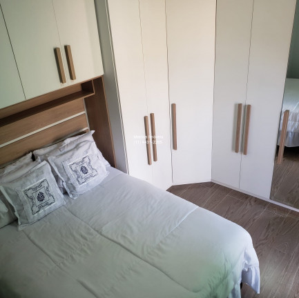 Imagem Sobrado com 4 Quartos à Venda, em água Doce - Jundiaí Imagem Sobrado com 4 Quartos à Venda, em água Doce - Jundiaí