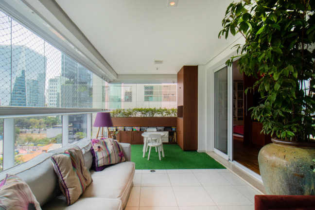 Imagem Apartamento com 4 Quartos à Venda, 201 m² em Itaim Bibi - São Paulo Imagem Apartamento com 4 Quartos à Venda, 201 m² em Itaim Bibi - São Paulo