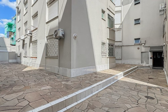 Imagem Imóvel com 1 Quarto à Venda, 43 m² em Vila Ipiranga - Porto Alegre Imagem Imóvel com 1 Quarto à Venda, 43 m² em Vila Ipiranga - Porto Alegre