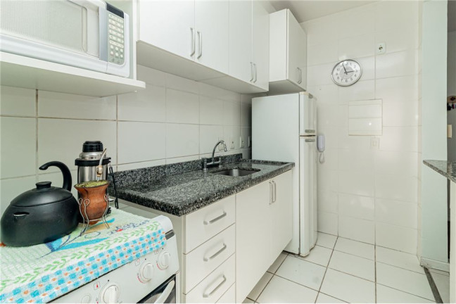Imagem Imóvel com 3 Quartos à Venda, em Cristal - Porto Alegre Imagem Imóvel com 3 Quartos à Venda, em Cristal - Porto Alegre