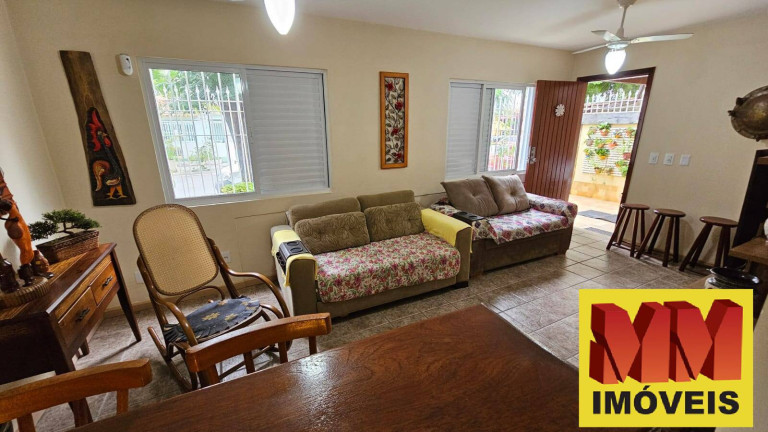 Imagem Casa de Condomínio com 5 Quartos à Venda, 117 m² em Braga - Cabo Frio Imagem Casa de Condomínio com 5 Quartos à Venda, 117 m² em Braga - Cabo Frio