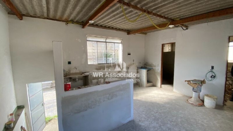 Imagem Casa com 3 Quartos à Venda, 260 m² Imagem Casa com 3 Quartos à Venda, 260 m²