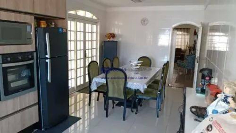 Imagem Sobrado com 3 Quartos à Venda, 290 m² em Vila Das Bandeiras - Guarulhos Imagem Sobrado com 3 Quartos à Venda, 290 m² em Vila Das Bandeiras - Guarulhos