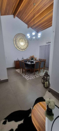 Imagem Casa de Condomínio com 3 Quartos à Venda, 453 m² em Jardim Ana Estela - Carapicuíba