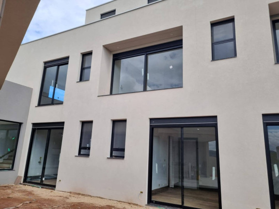 Imagem Casa com 4 Quartos à Venda, 400 m² em Alphaville - Santana De Parnaíba Imagem Casa com 4 Quartos à Venda, 400 m² em Alphaville - Santana De Parnaíba