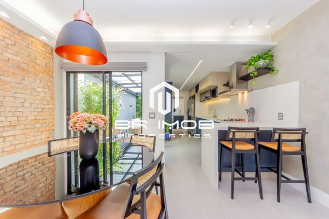 Imagem Casa com 2 Quartos à Venda, 120 m² em Vila Mariana - São Paulo Imagem Casa com 2 Quartos à Venda, 120 m² em Vila Mariana - São Paulo