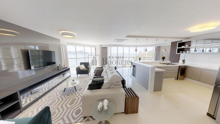 Imagem Apartamento com 5 Quartos à Venda, 237 m² em Centro - Balneário Camboriú Imagem Apartamento com 5 Quartos à Venda, 237 m² em Centro - Balneário Camboriú