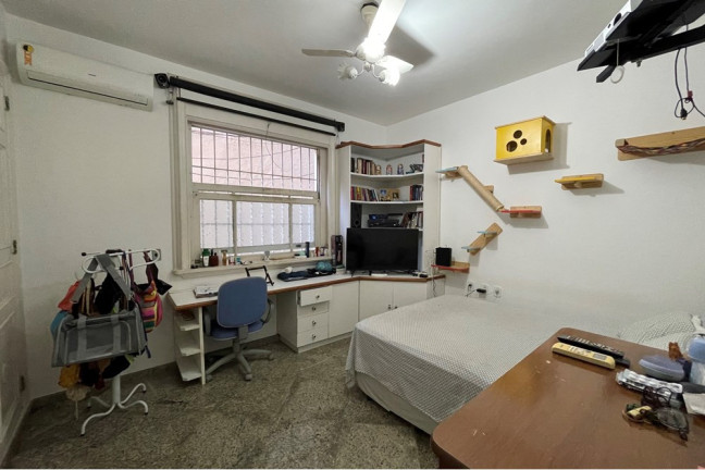 Imagem Casa com 5 Quartos à Venda, 670 m² em Vila Isabel - Rio De Janeiro Imagem Casa com 5 Quartos à Venda, 670 m² em Vila Isabel - Rio De Janeiro